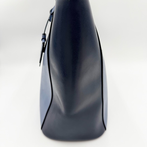Kate Spade Blue and Black Tote Bag EUC - Picture 4 of 10